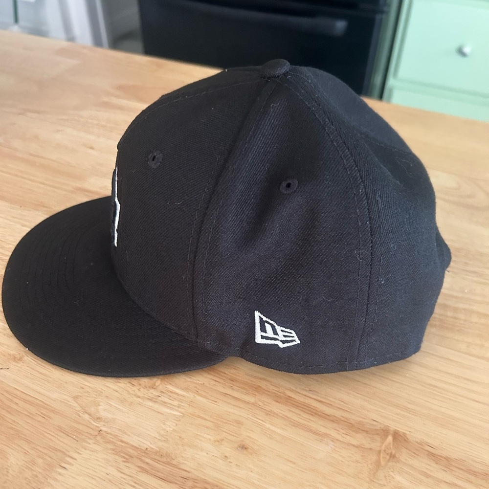 La Baseball Cap - image 2